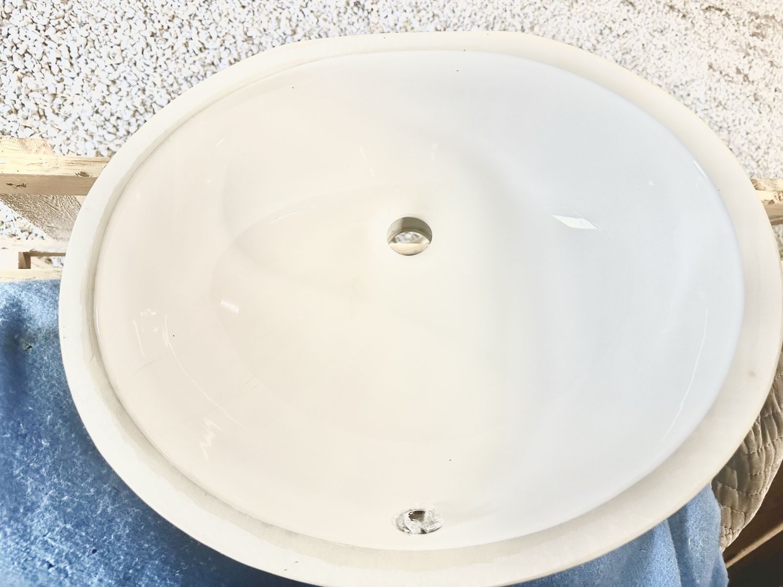 New undermount white porcelain vanity sinks (2 different sizes available)