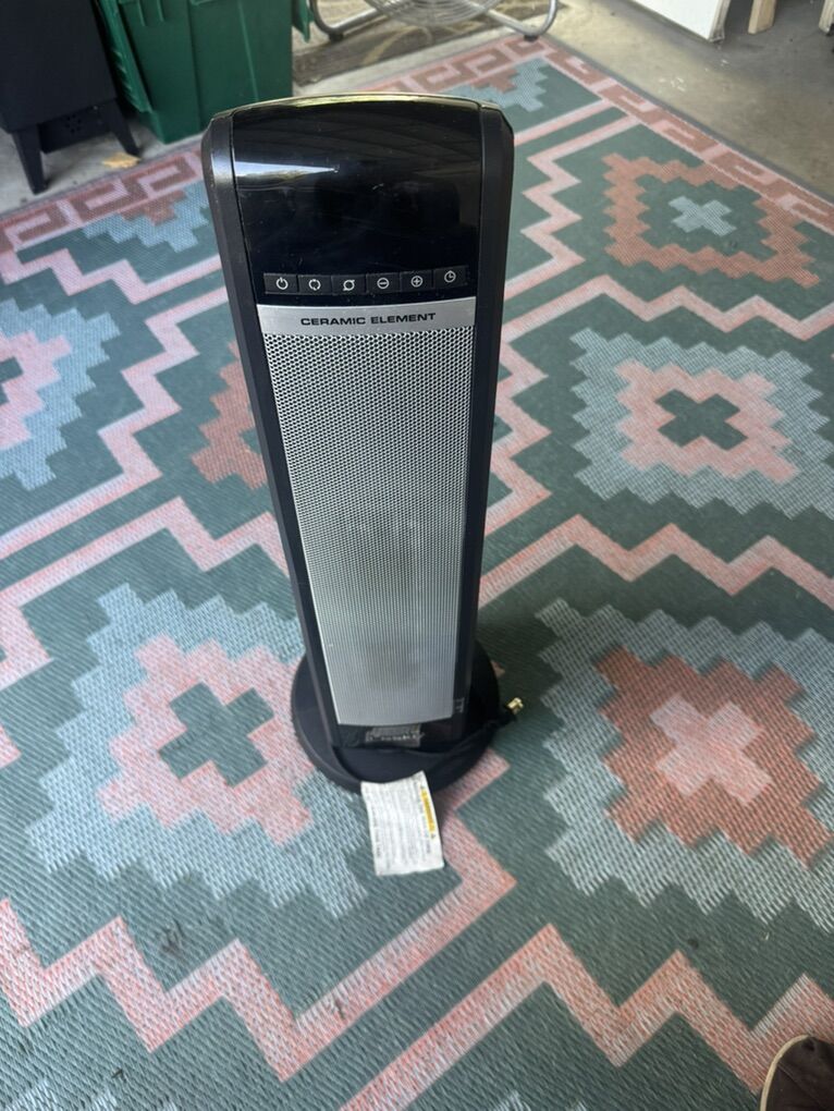 Lasko 1500W Electric Ceramic Tower Heater Black