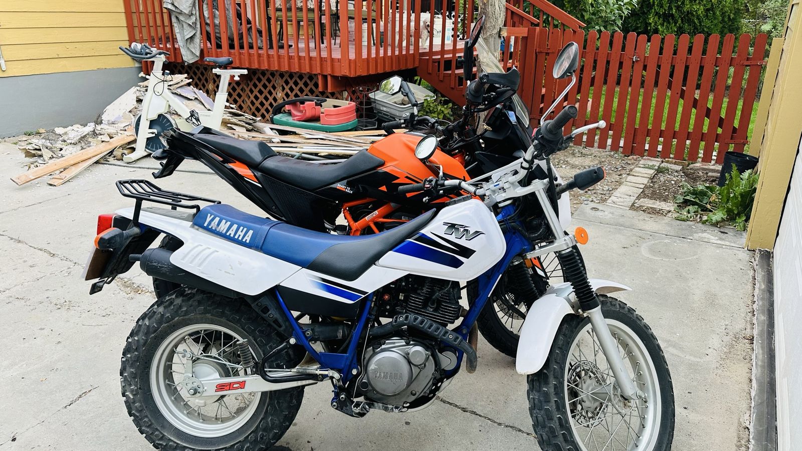 2002 Yamaha TW200 Dual Sport Motorcycle - 6,000 Miles - Ready to Ride with Title