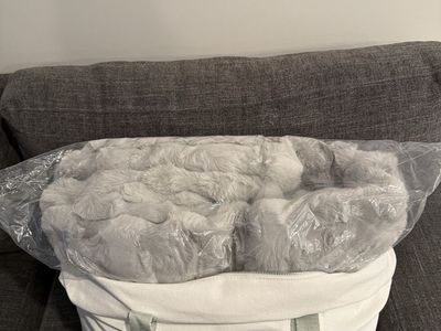 Brand New Cozy Earth Bubble Cuddle Blanket