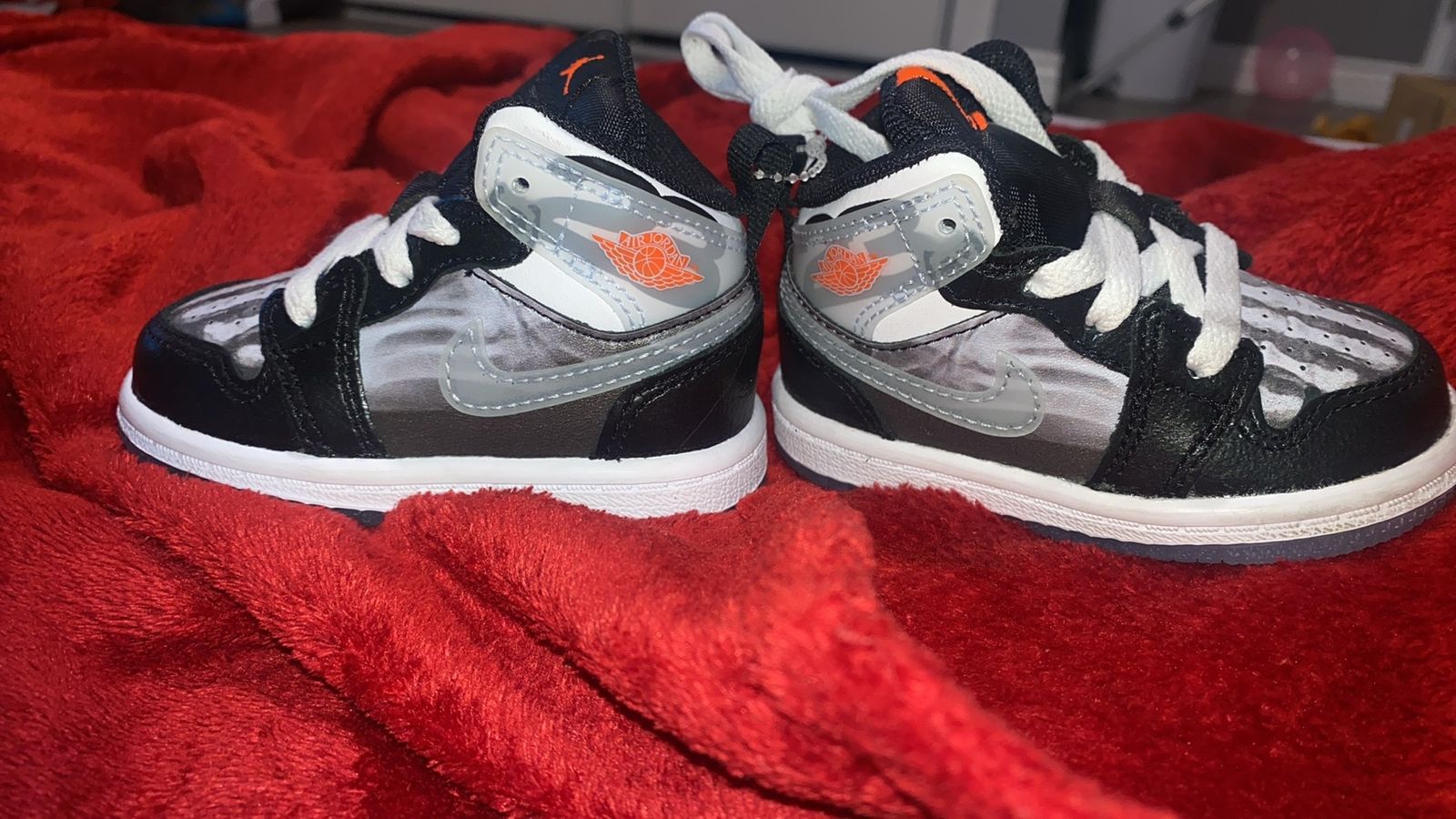 Nike Air Jordan 1 Mid SE TD Toddler Shoes Black White Orange