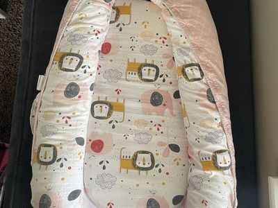 Baby lounger