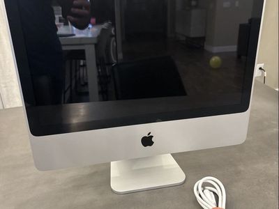 Apple iMac 20” 2.4 Ghz / 4GB RAM / 250GB HD / SD / AP / BT - MB323LL/A - A1224