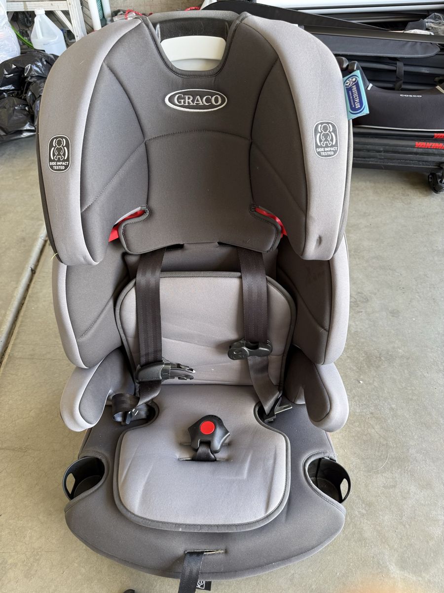 Used Graco child booster seat
