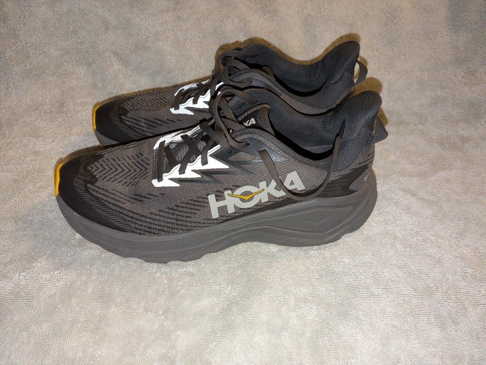 Hoka Challenger  GTX Waterproof Trail Running Shoes Size 10.5 like new