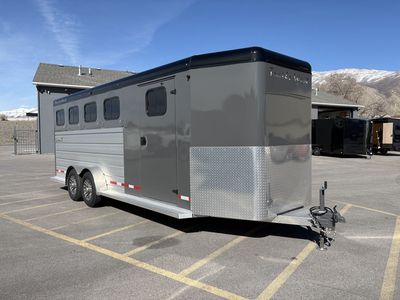 2026 Trails West Sierra II 4-Horse