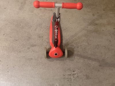 Globber Kids 3-Wheel Scooter — $35