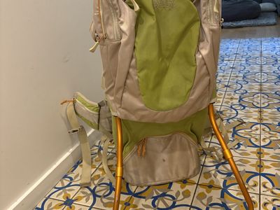 Kelty hiking backpack carrier