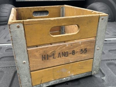 COLLECTABLES AND VINTAGE