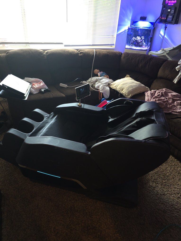 real relax Massage Chair - Black, Full Body, Zero Gravity