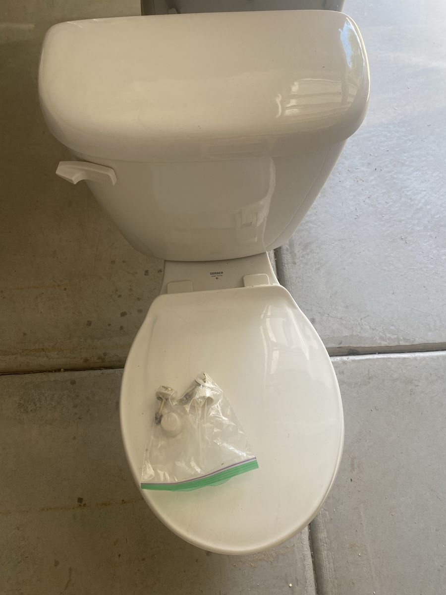 Free Toilet