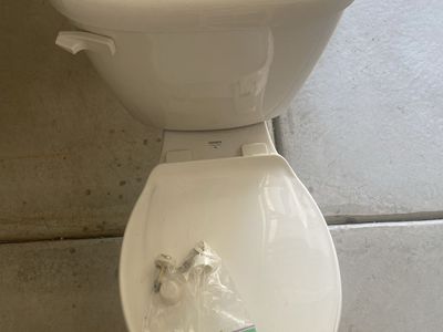 Free Toilet