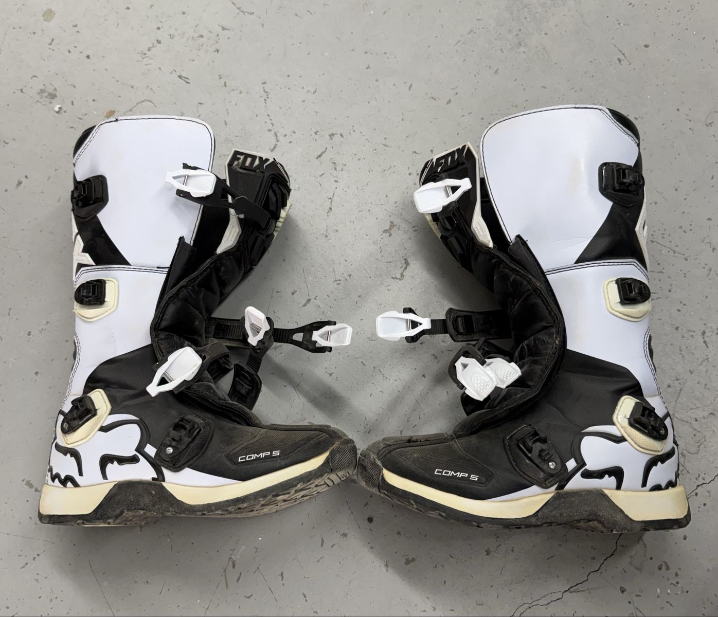 Fox Size 8 Comp 5 Boots