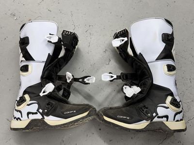 Fox Size 8 Comp 5 Boots