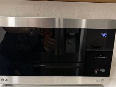 LG NeoChef 1.5 cu. ft. 1200 W Countertop Microwave - Stainless Steel