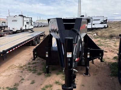 8.5x25 Maxx-D LDX Gooseneck Equipment Trailer - 25K GVWR -