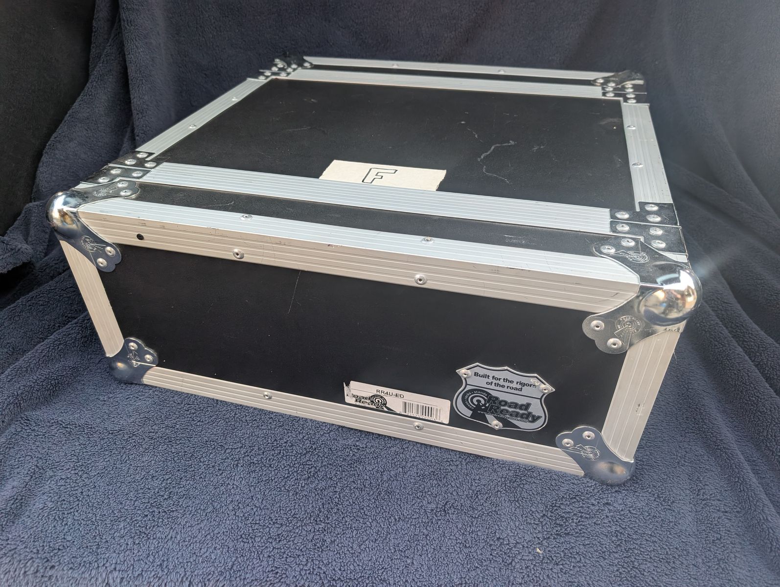 Road Ready Equipment Rack/Flight Case 4 space