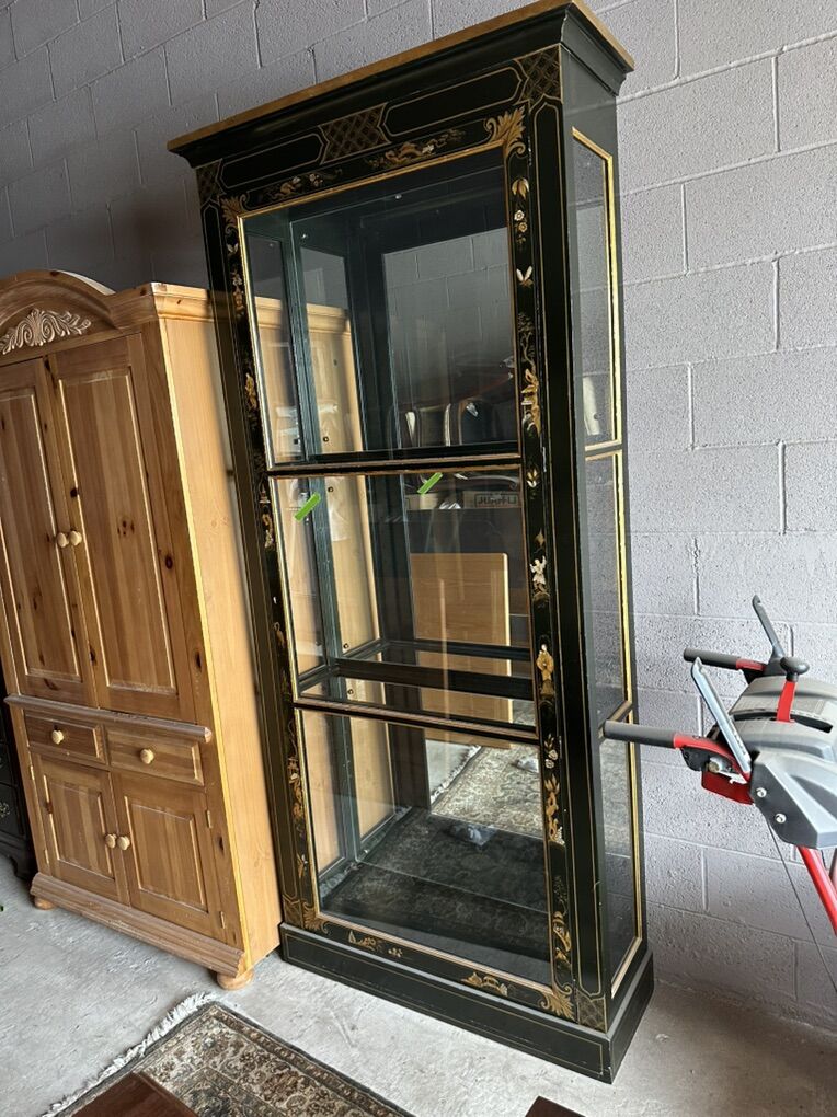 Large Oriental Curio