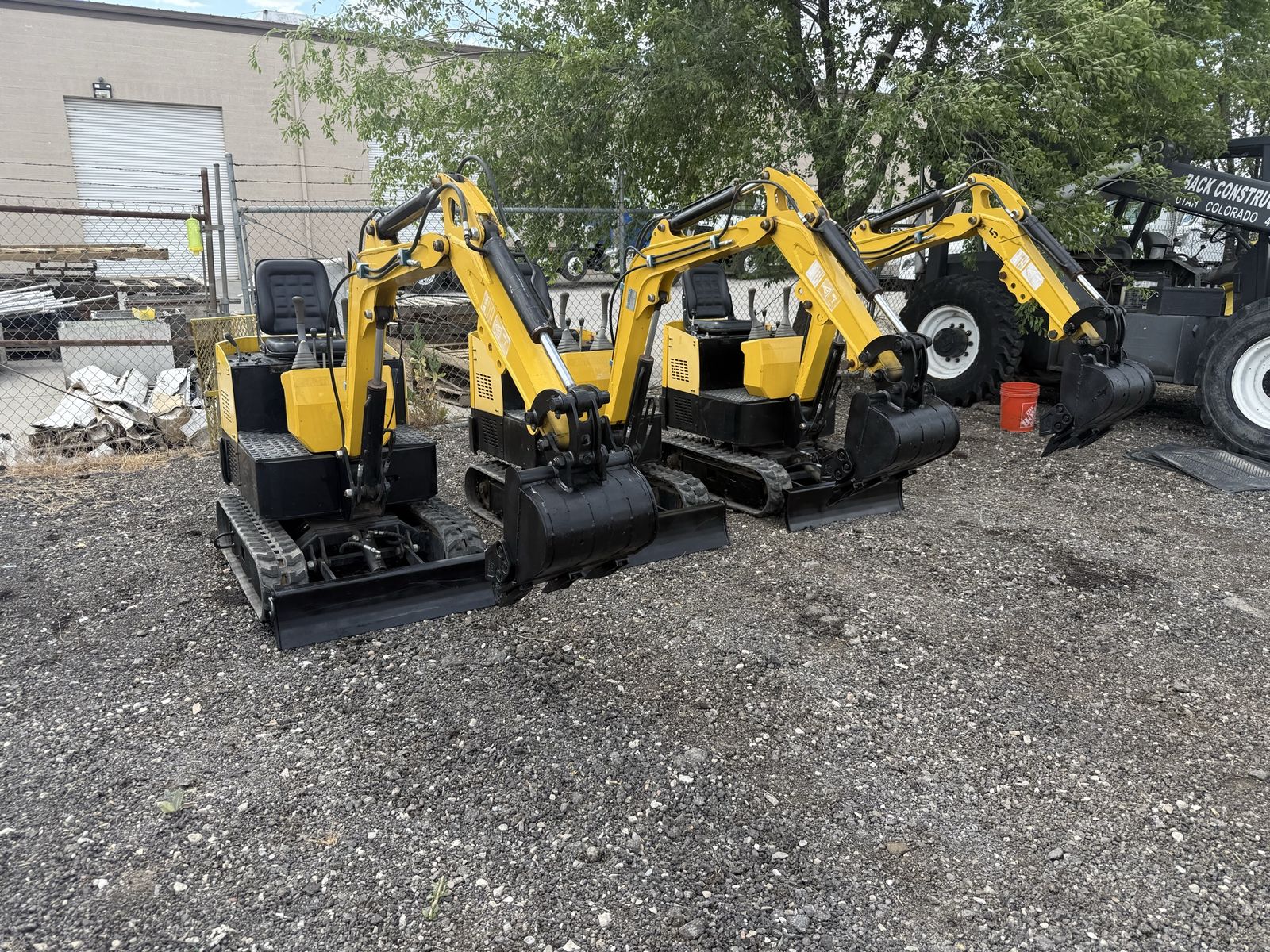 AGT (AGROTK) Mini Excavator