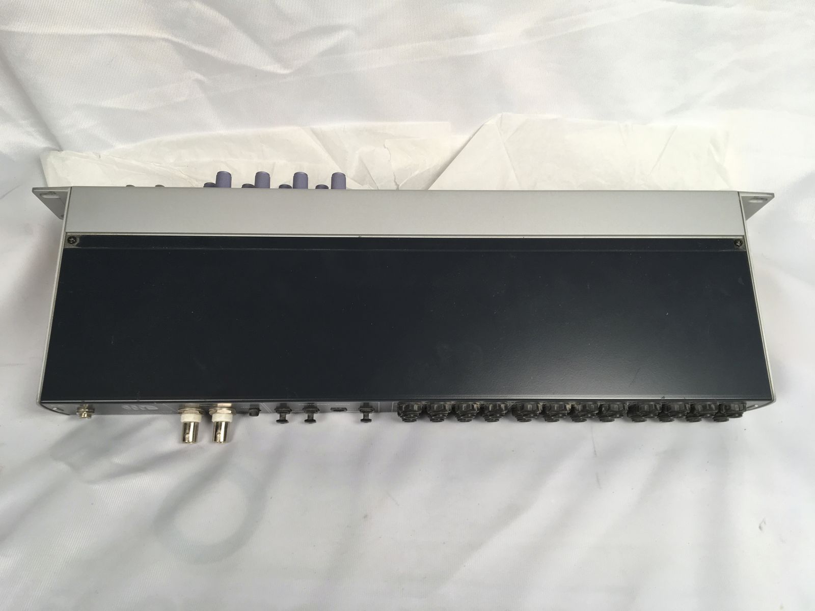 Main image 3