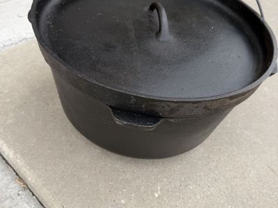 Deep 12 " Camp Dutch Oven Unmarked