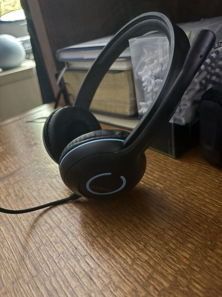 Cyber Acoustics Headphones