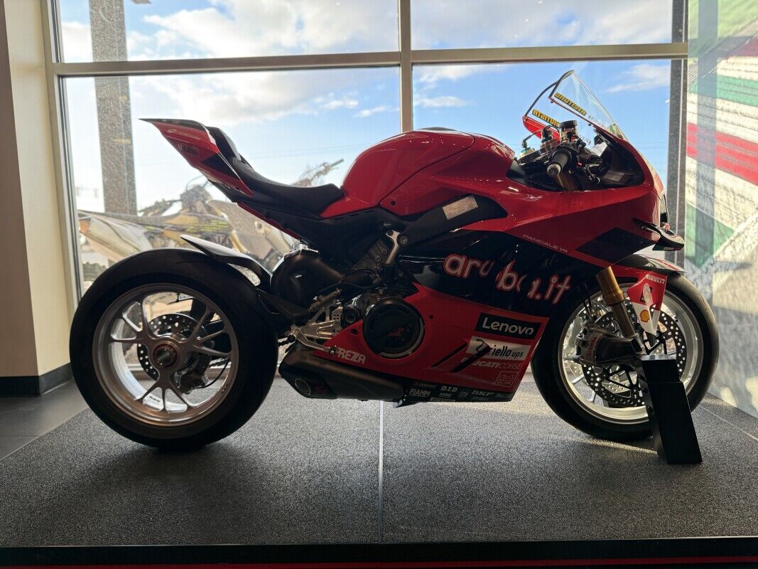 2024 Ducati Panigale V4 Bautista 2023 World Champion Replica