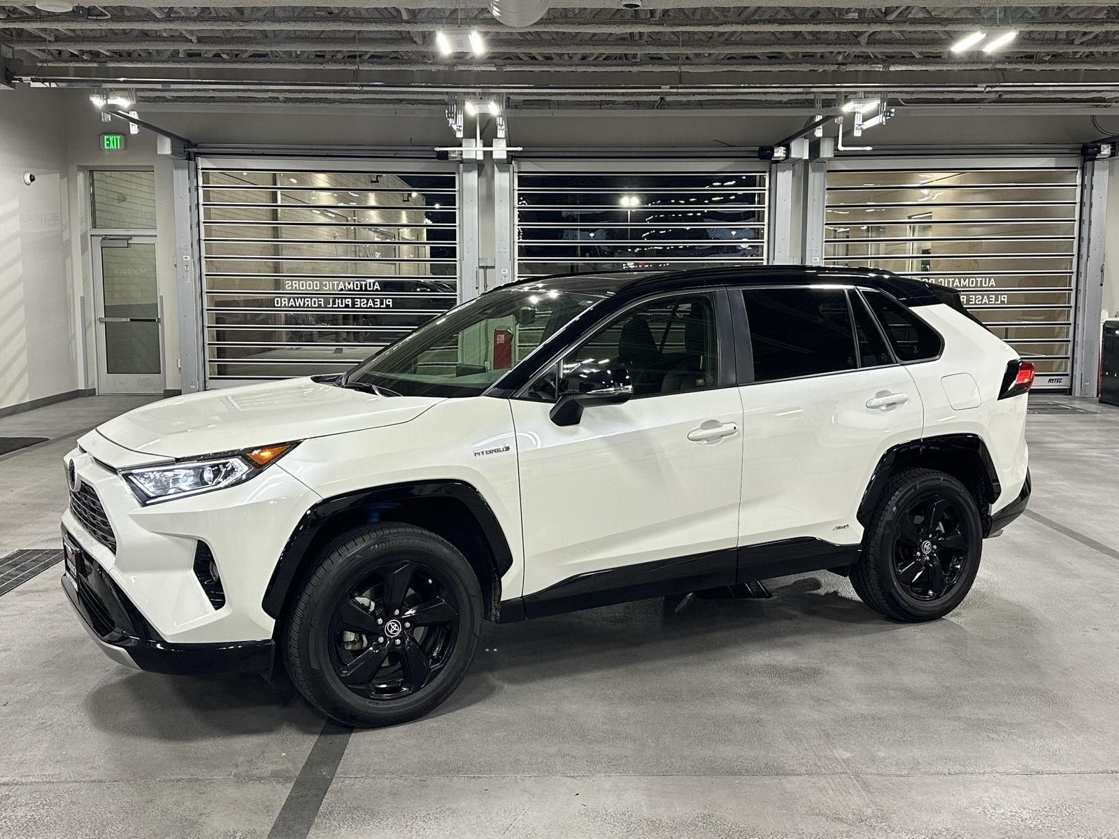 2020 Toyota RAV4 XSE