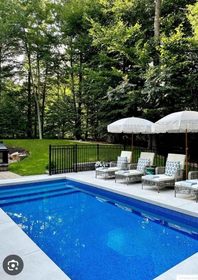 NEW 17’ x 42’ Rectangle Pool In-Ground Vinyl Pool Kit – STILL PALLETIZED
