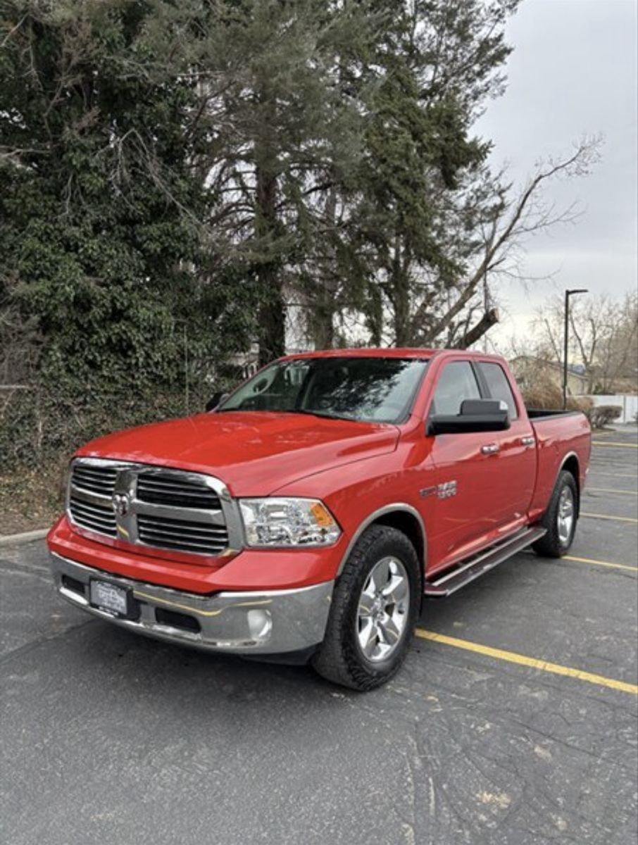 2015 RAM 1500 SLT
