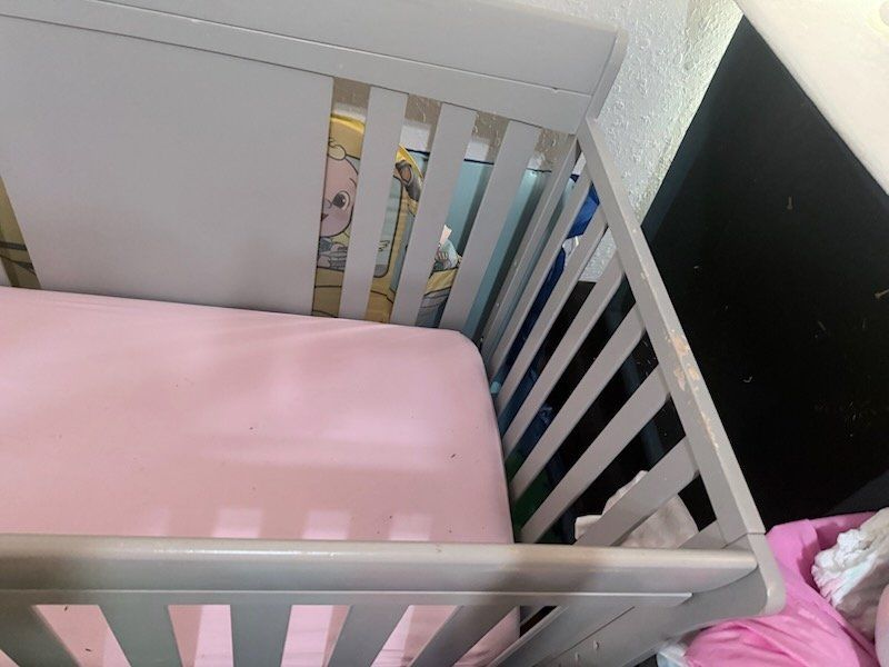 Used Graco Solano 4-in-1 Convertible Crib - Gray, Adjustable Mattress Height