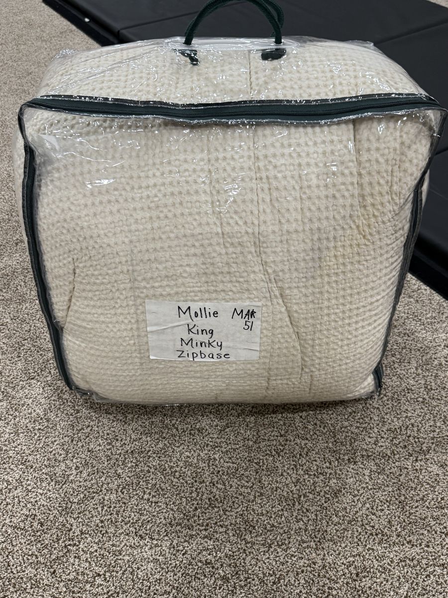 Beddys KING Mollie Minky Zipbase