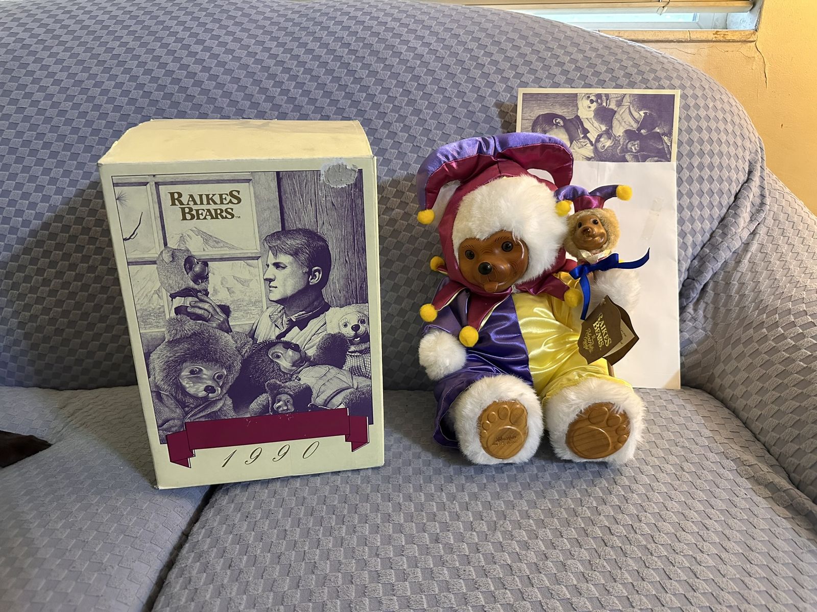 Robert Raikes 1990 Bear "Jester " Royal Court Collection