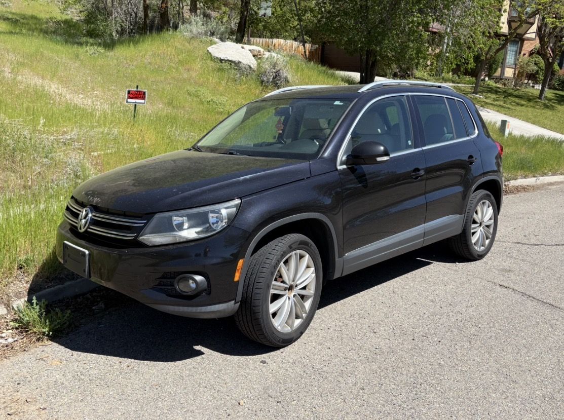 2012 Volkswagen Tiguan SEL 4Motion