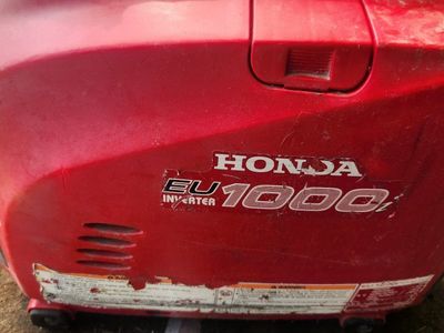 Honda EU1000i Inverter Portable Generator Used parts or repair