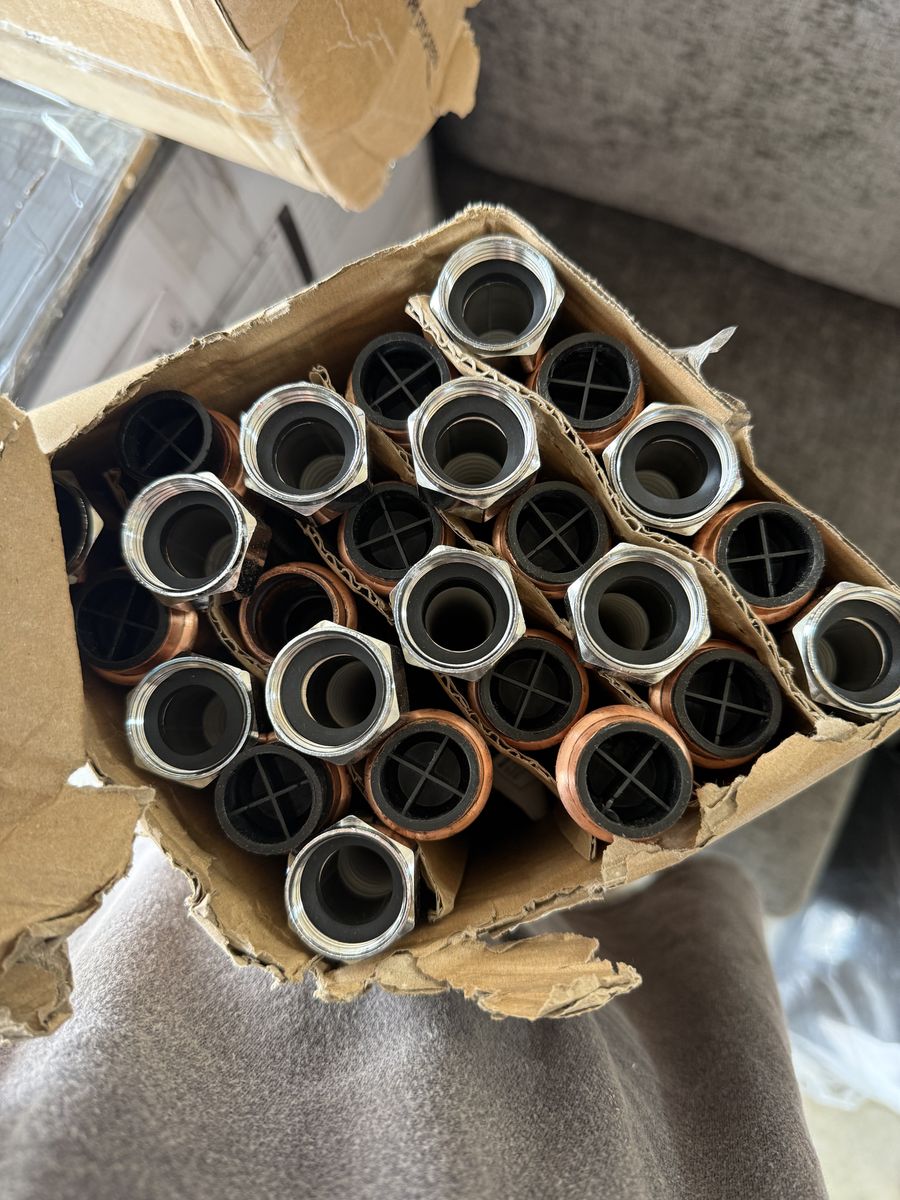 25 unit Copper Press, Water Connectors 3/4" I.D. SS FLEX WITH 3/4" FIP X 7/8" COPPER PRESS X 24"