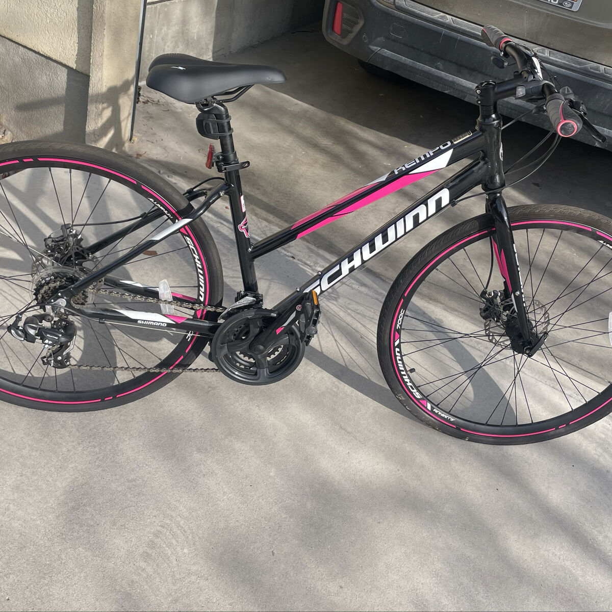 Schwinn Kempo Hybrid Bike - Women's