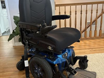Quantum Q6 Edge 3 power wheelchair
