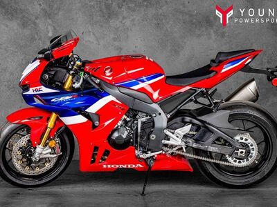 2025 Honda CBR1000RR-R Fireblade SP