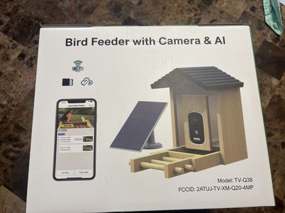 Bird Feeder with Camera