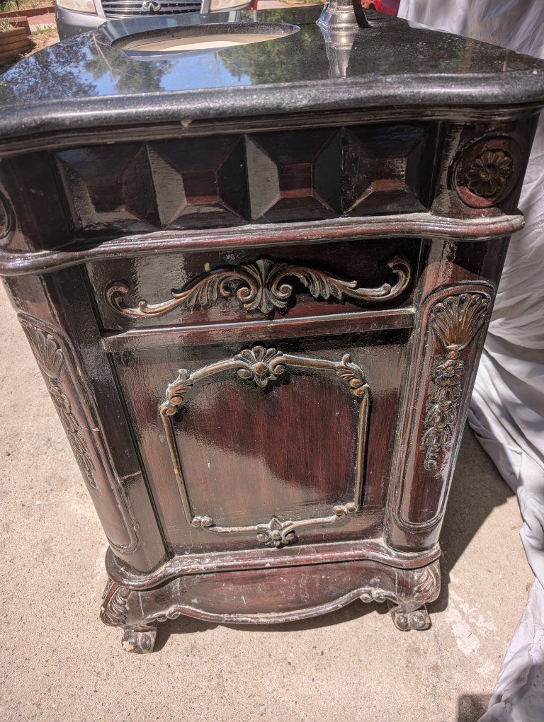 Main image 5