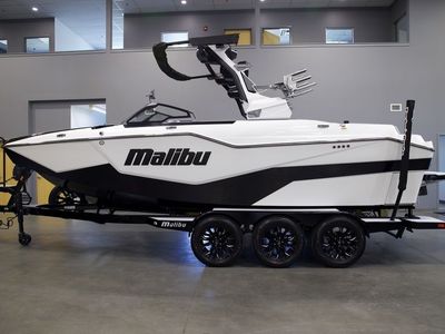 2026 Malibu Boats M230
