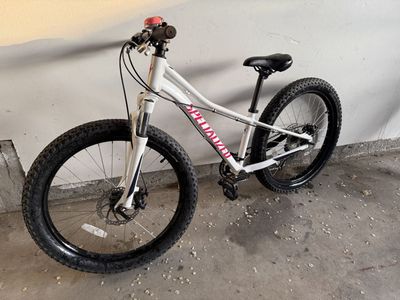Specialized 24” Hard Rock kids bike