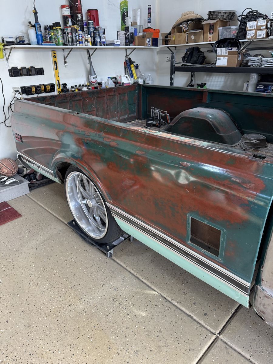 68-72 c10 complete long bed.