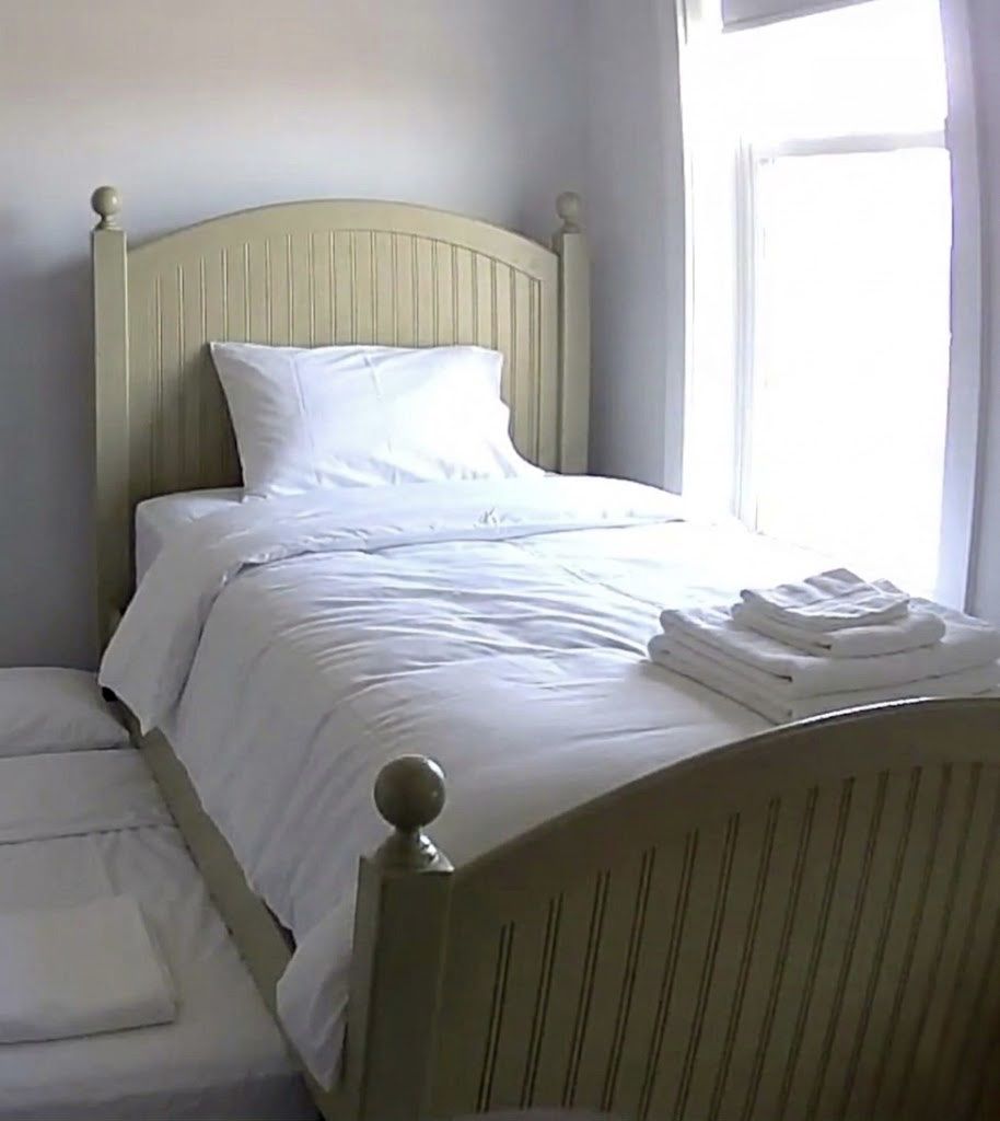 Main image 2