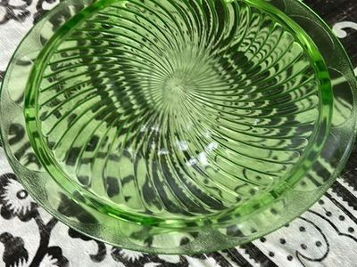 BTG Anchor Hocking Green Uranium Glass Cake Playe