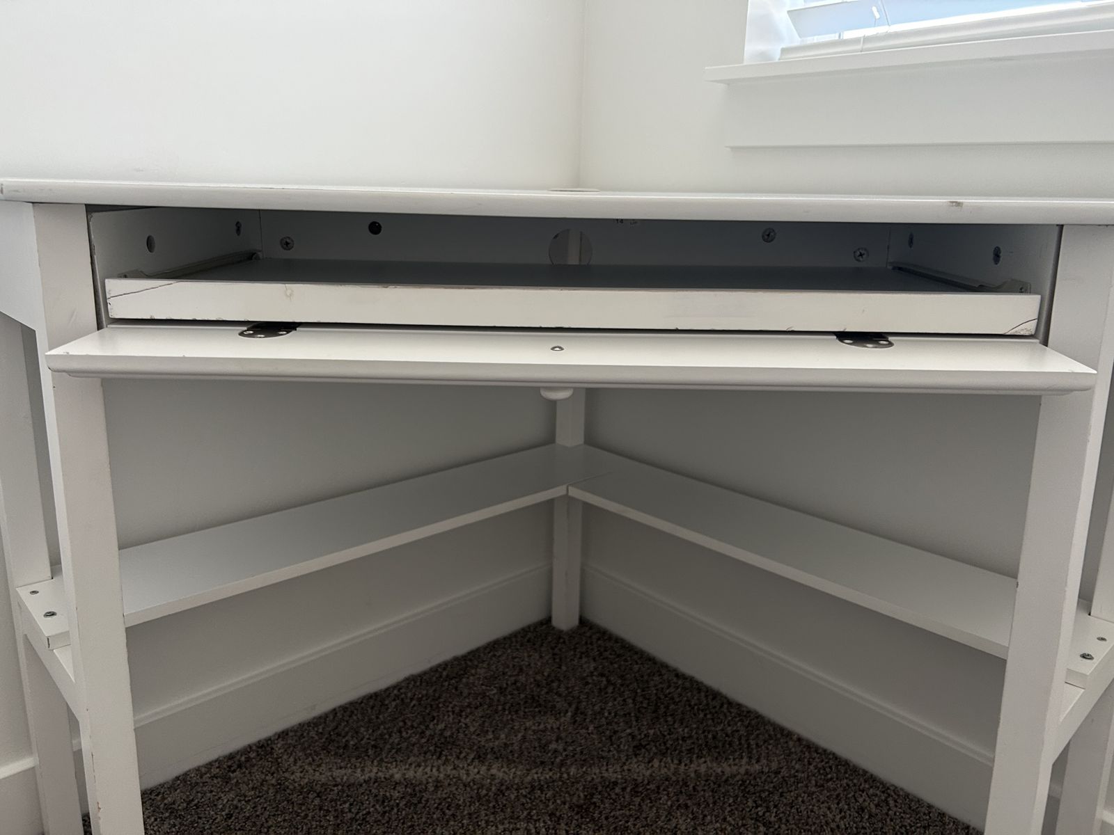 Main image 3