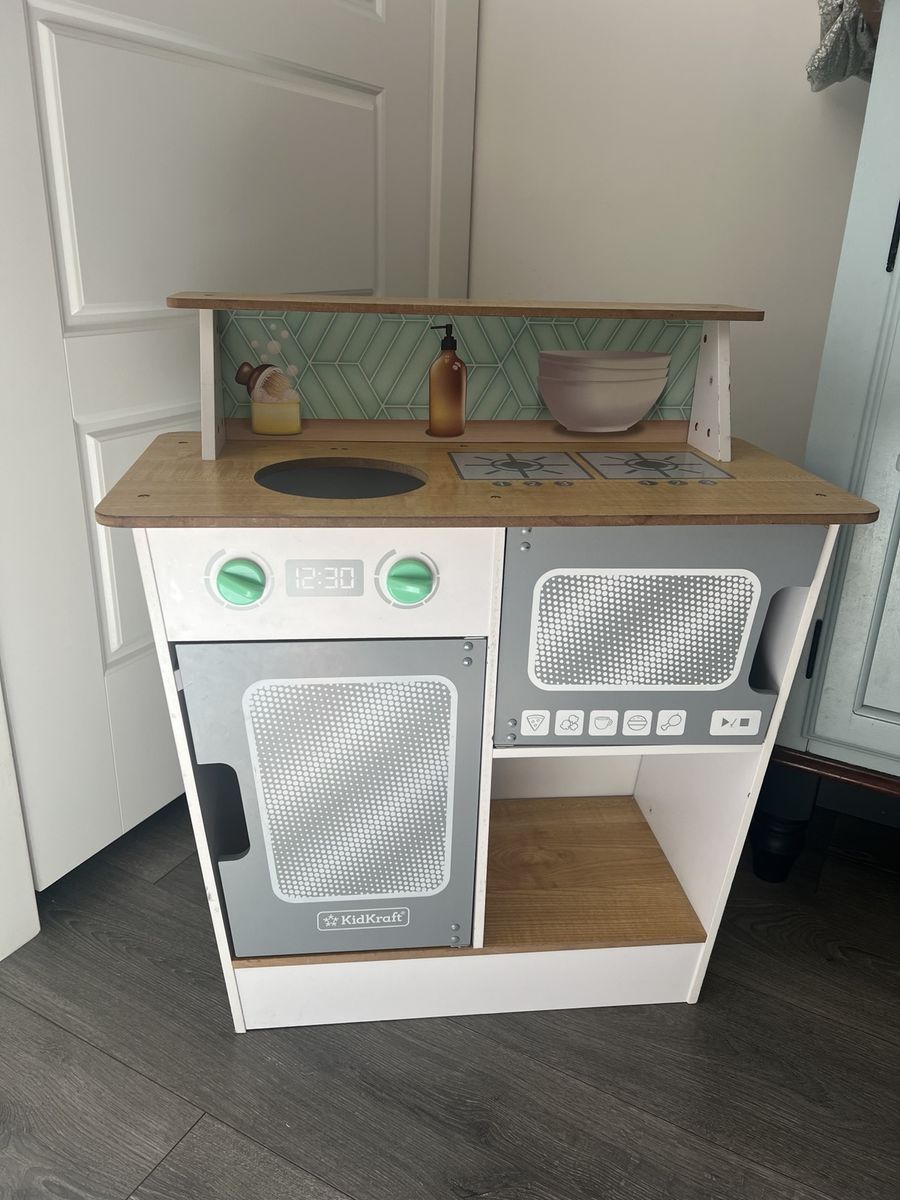 Child Play Kitchen