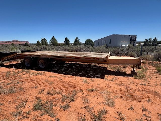 1991 Trail King  18k Equipment Trailer