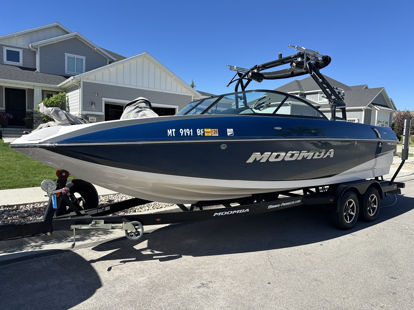 2016 Moomba Mojo 23' w/ 421 hrs